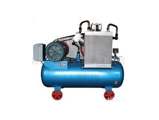 無油潤(run)滑空壓機(ji)